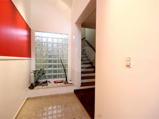 Casa à venda com 4 quartos, sendo 2 suítes,  no condomínio Boa Vista, São Paulo - SP
