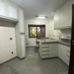 Casa à venda com 3 quartos, sendo 4 suítes,  no condomínio Estância Marambaia, Vinhedo - SP