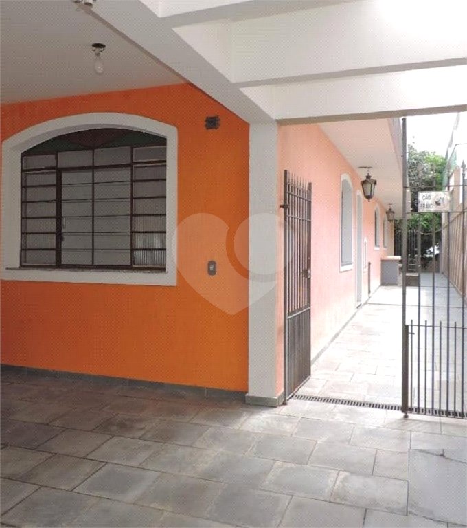Sobrado à venda com 4 quartos em Vila Ipojuca, São Paulo, SP