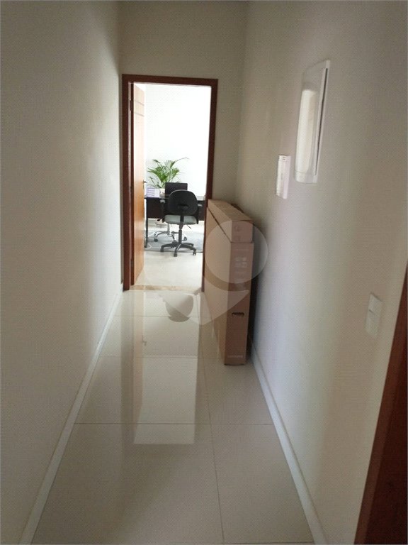 Casa à venda com 3 suítes no condomínio Residencial Central Parque, Salto - SP