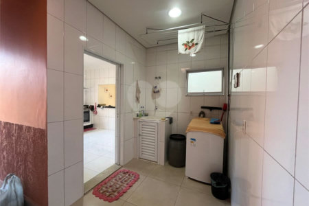 Casa à venda com 3 suítes no condomínio Lago da Serra, Araçoiaba da Serra - SP