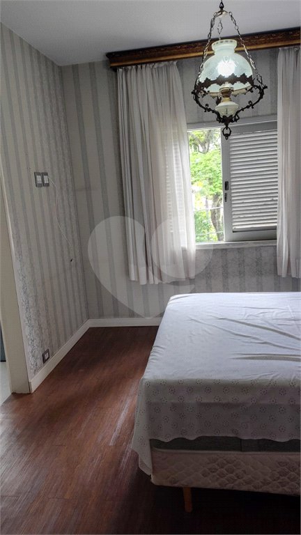 Casa à venda com 4 suítes em Vila Pirajussara, São Paulo, SP