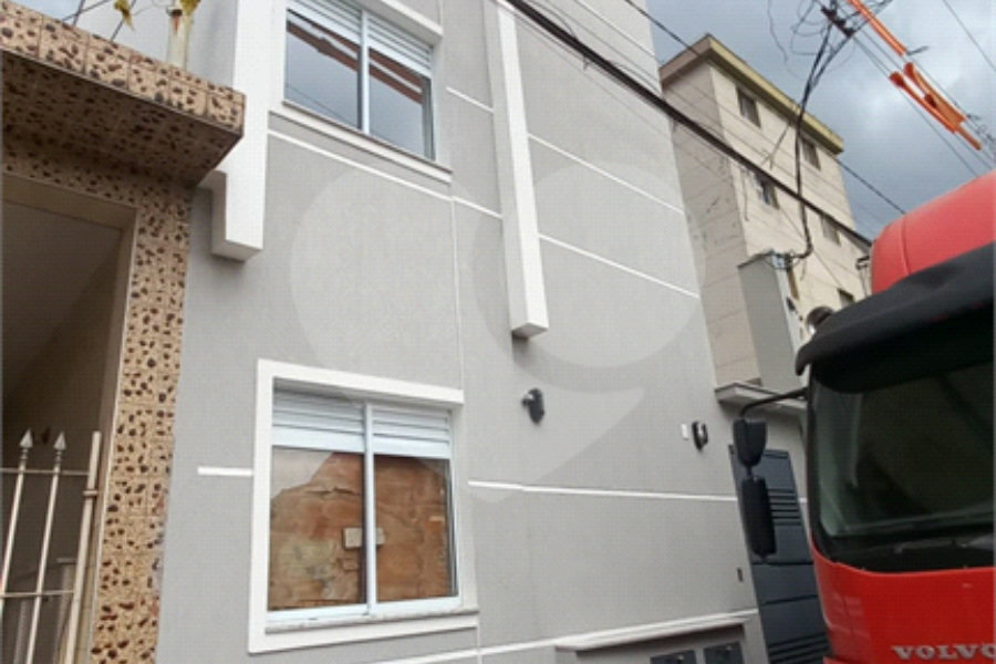 Casa à venda com 1 quarto no condomínio Regina, São Paulo - SP