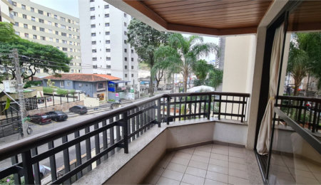 Apartamento à venda com 3 quartos, sendo 1 suíte, em Indianópolis, São Paulo, SP