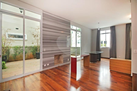 Casa à venda com 3 suítes no condomínio Brooklin Hills, São Paulo - SP