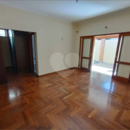 Casa à venda com 3 quartos, sendo 1 suíte, em Vila São José, Itapetininga, SP