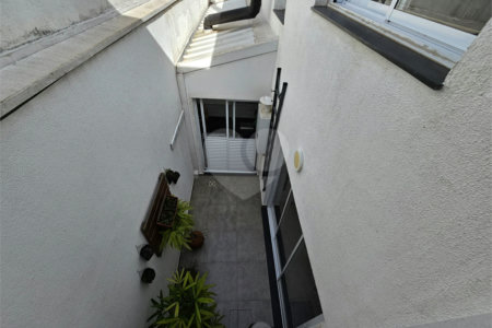 Sobrado à venda com 3 quartos, sendo 2 suítes, em Chácara Monte Alegre, São Paulo, SP
