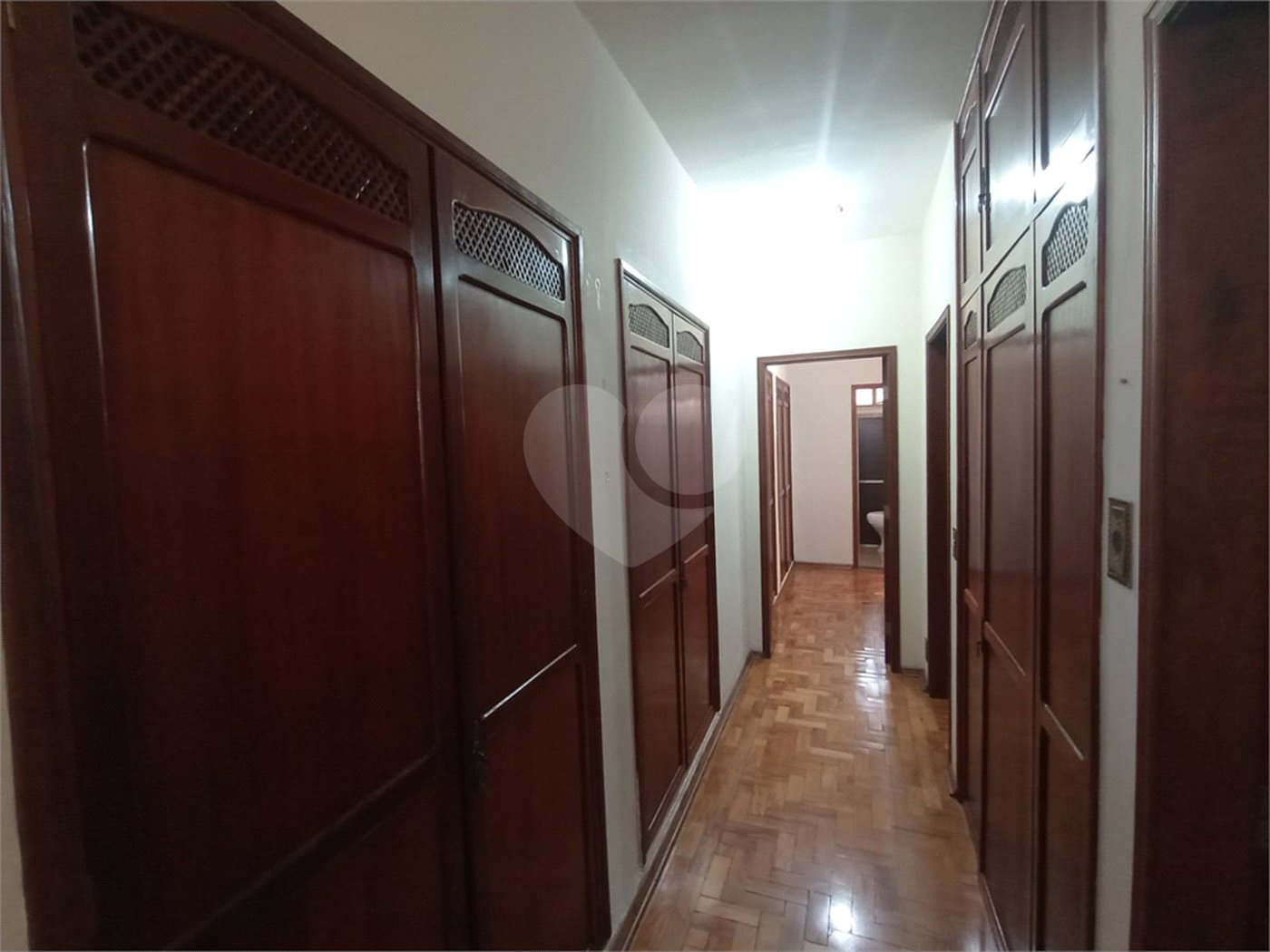 Casa à venda com 4 quartos, sendo 3 suítes,  no Centro, Itapetininga, SP
