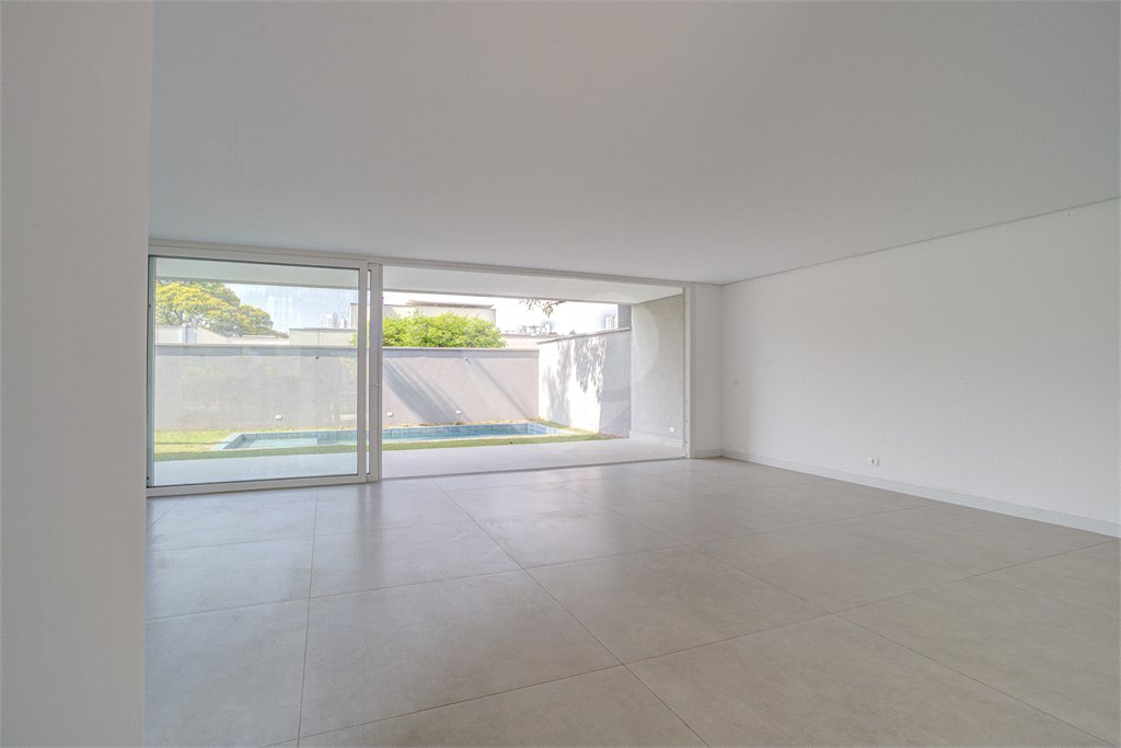 Casa à venda com 4 suítes no condomínio Jamestown, São Paulo - SP