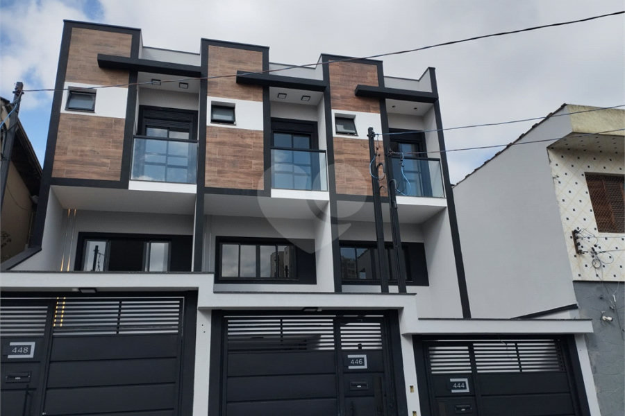 Sobrado à venda com 3 suítes em Parada Inglesa, São Paulo, SP