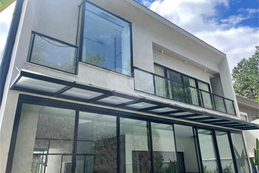 Casa à venda com 5 suítes no condomínio Tamboré II, Santana de Parnaíba - SP