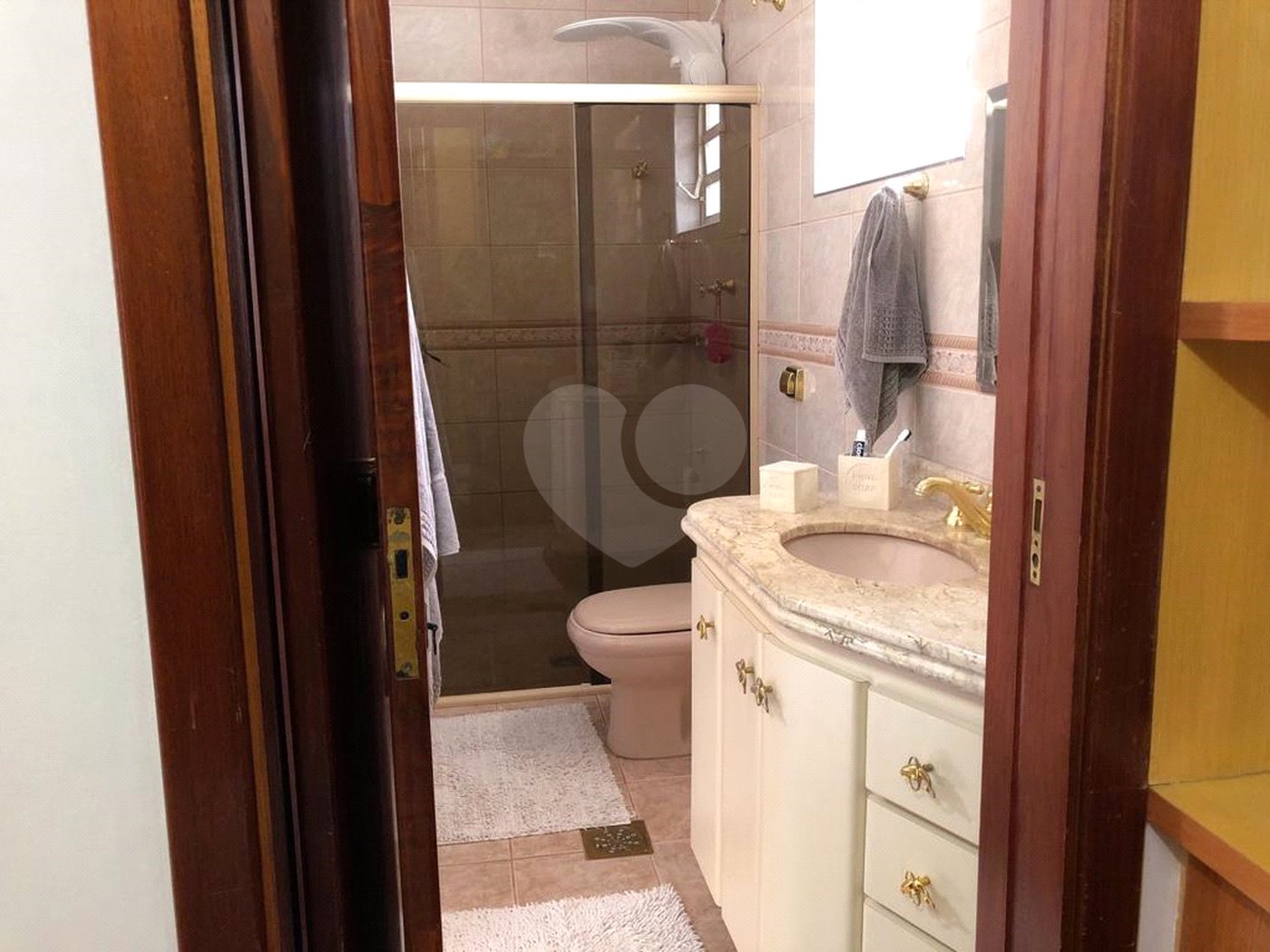 Sobrado à venda com 3 quartos, sendo 1 suíte, em Horto, São Paulo, SP