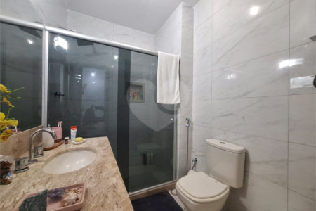 Apartamento à venda com 4 quartos, sendo 1 suíte, em Tijuca, Rio de Janeiro, RJ