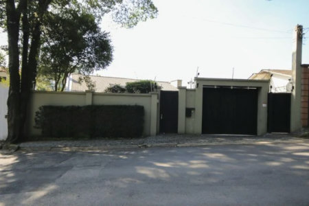 Casa à venda com 3 quartos, sendo 2 suítes,  em Vila Tramontano, São Paulo, SP