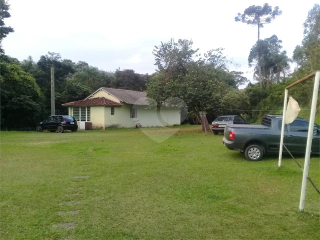 Casa à venda com 4 quartos, sendo 1 suíte,  em Rio Acima, Mairiporã, SP