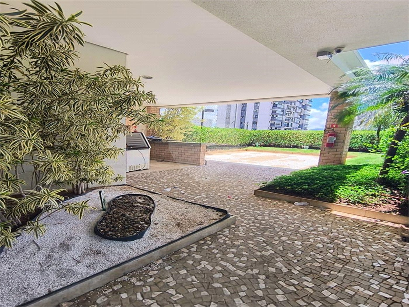 Apartamento à venda com 3 suítes em Vila Ester (zona Norte), São Paulo, SP