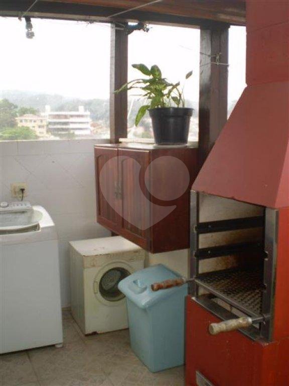 Casa à venda com 3 quartos, sendo 1 suíte, no condomínio Barbará II, São Paulo - SP