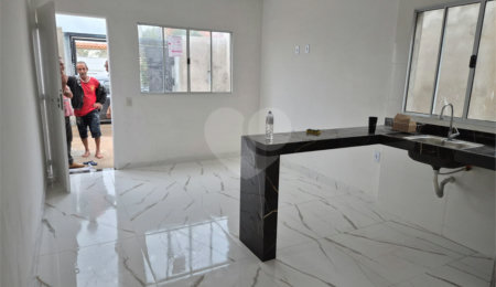 Casa à venda com 2 quartos em Vila Santa Helena, Atibaia, SP