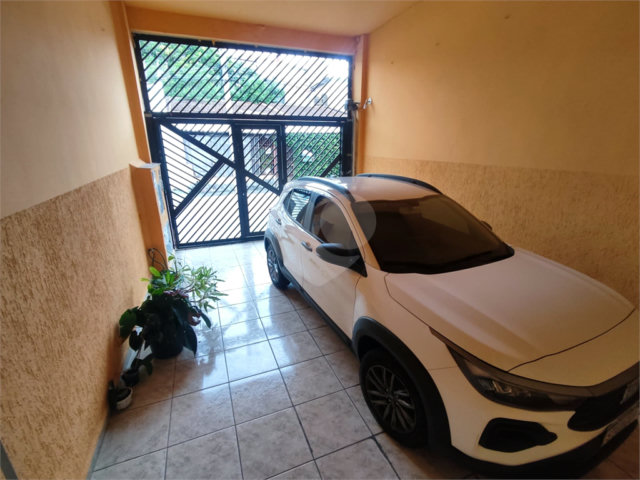 Sobrado à venda com 3 quartos, sendo 1 suíte,  em Tremembé, São Paulo, SP