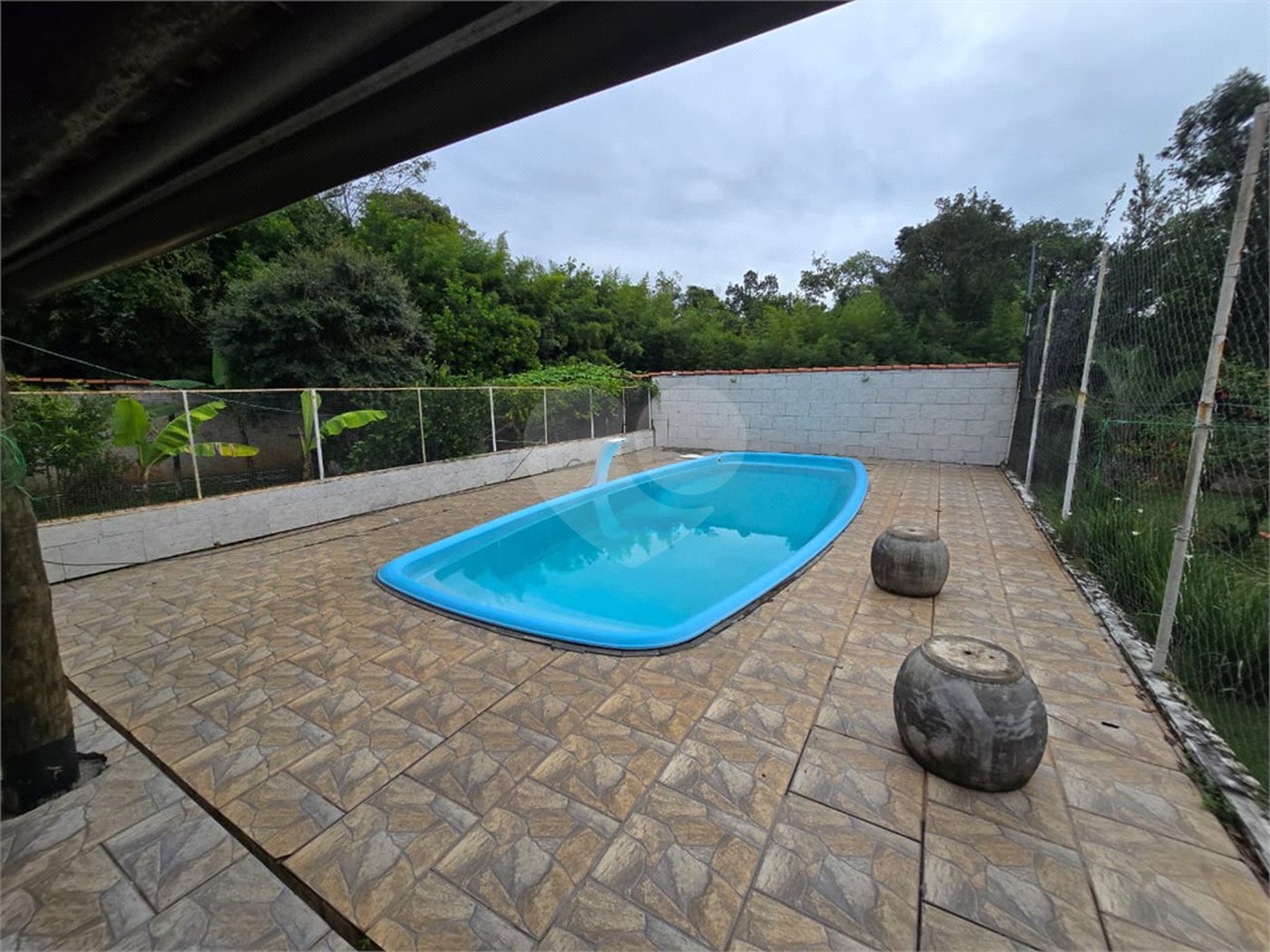 Chácara à venda com 3 quartos, sendo 1 suíte, em Cercadinho, Alambari, SP
