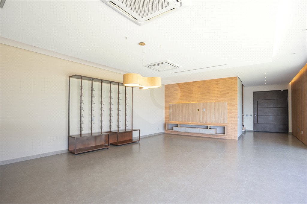 Casa à venda ou para alugar com 4 suítes no condomínio Campo de Toscana, Vinhedo - SP
