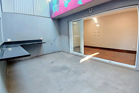 Sobrado à venda com 3 quartos, sendo 1 suíte, em Brooklin, São Paulo, SP