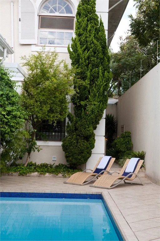 Casa à venda com 4 suítes em Morumbi, São Paulo, SP