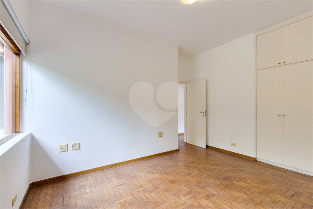 Casa Térrea à venda com 3 quartos, sendo 1 suíte, em Jardim Petrópolis, São Paulo, SP