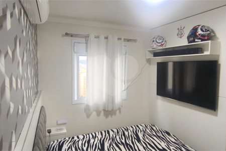 Apartamento à venda com 2 quartos, sendo 1 suíte, em Jardim Flor da Montanha, Guarulhos, SP