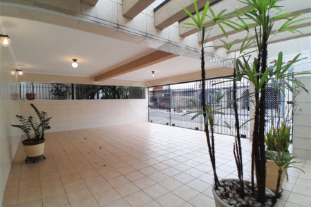 Casa Térrea à venda com 4 quartos, sendo 1 suíte, em Parque Continental, São Paulo, SP
