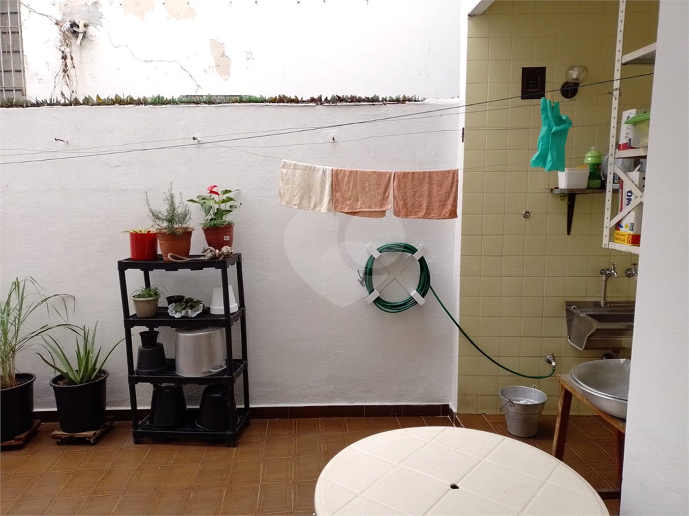 Sobrado à venda com 8 quartos, sendo 3 suítes, em Tucuruvi, São Paulo, SP