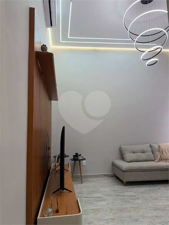 Duplex à venda com 2 quartos, sendo 1 suíte, em Campo Grande, Rio de Janeiro, RJ