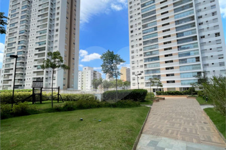 Apartamento para venda com 111m², 3 quartos e lazer completo em condomínio-clube na Aclimação