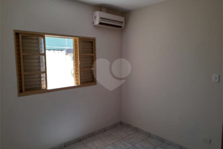 Casa à Venda na Vila Costa do Sol - São Carlos.