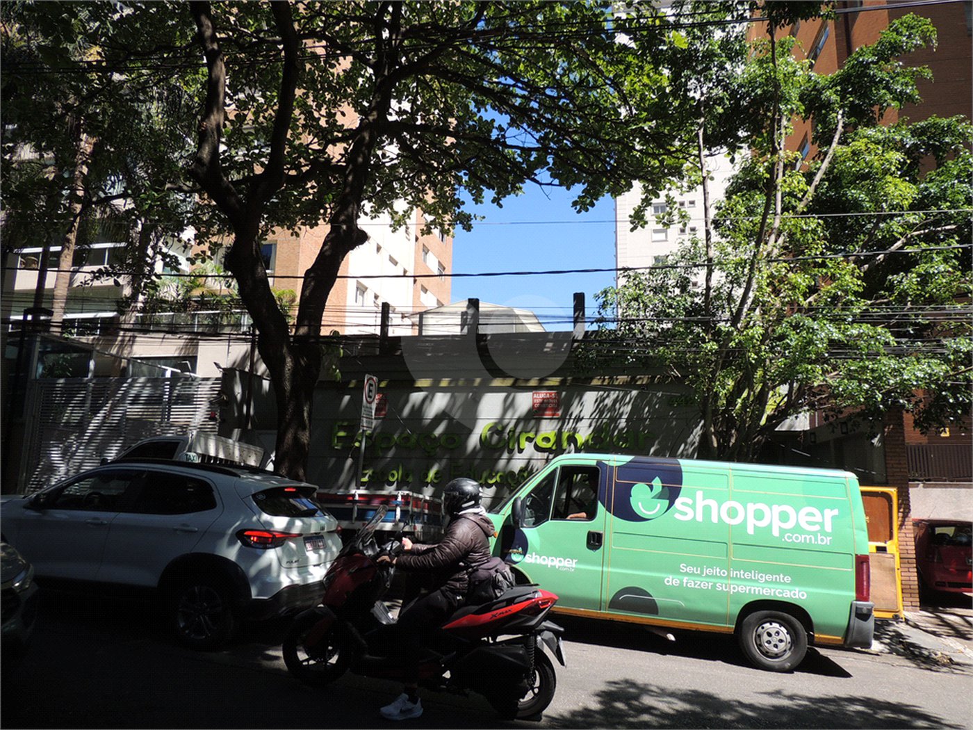 Excelente Casa Térrea Comercial em Região Nobre !!!