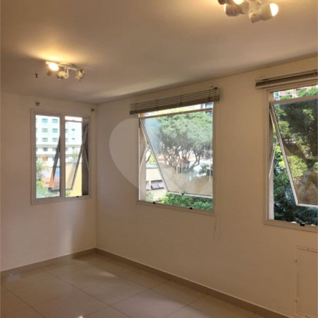 Sala à venda em Bela Vista, São Paulo, SP
