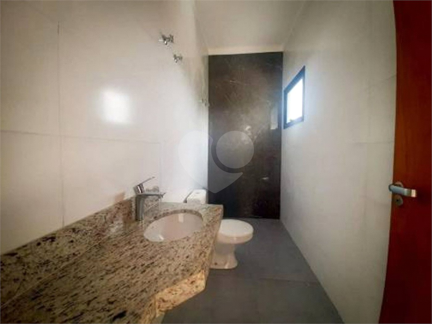 Casa à venda com 3 suítes no condomínio Residencial Jardim Primavera Louveira, Louveira - SP