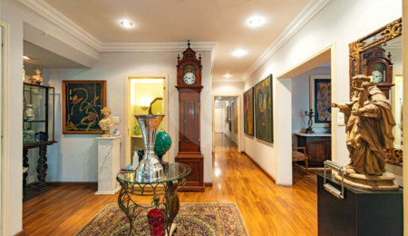 Casa Térrea à venda com 4 quartos, sendo 2 suítes,  em Jardim Europa, São Paulo, SP