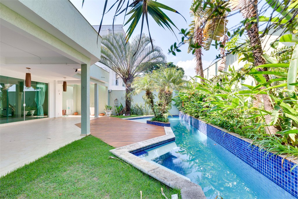 Casa em condomínio para alugar com 4 suítes em Chácara Flora, São Paulo, SP