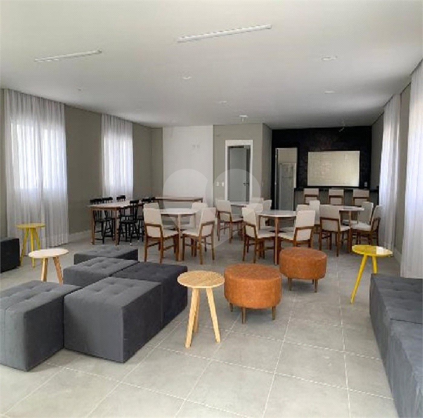 Apartamento à venda com 2 quartos em Vila Santo Antônio, Ferraz de Vasconcelos, SP