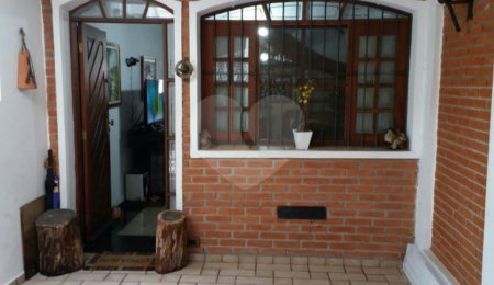 Sobrado à venda com 3 quartos, sendo 1 suíte,  em Vila Cruzeiro, São Paulo, SP