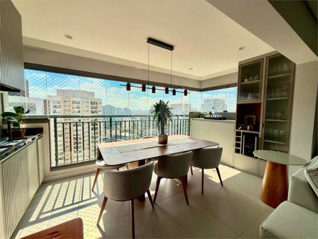 Apartamento à venda com 2 quartos, sendo 1 suíte,  em Jardim Prudência, São Paulo, SP