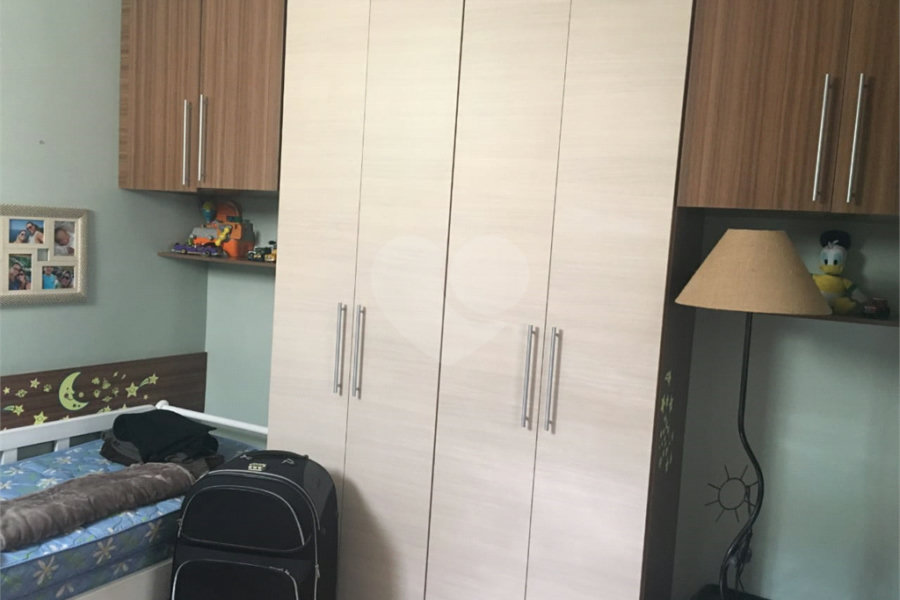 Casa à venda com 3 quartos, sendo 1 suíte, no condomínio Cond Res Paineiras, São Paulo - SP