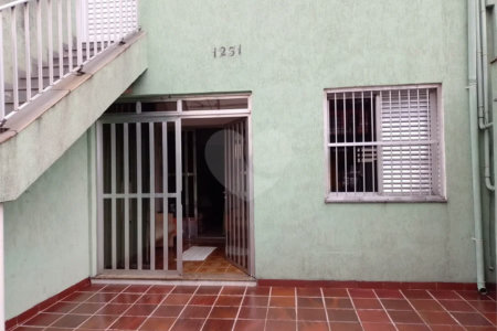 Sobrado à venda com 8 quartos, sendo 3 suítes, em Tucuruvi, São Paulo, SP