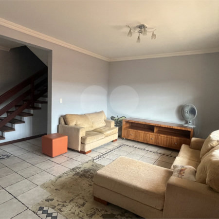 Sobrado à venda ou para alugar com 4 quartos, sendo 2 suítes, em Jardim Terceiro Centenário, Atibaia, SP