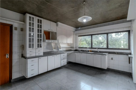 Apartamento à venda com 4 quartos, sendo 2 suítes, em Paraíso do Morumbi, São Paulo, SP