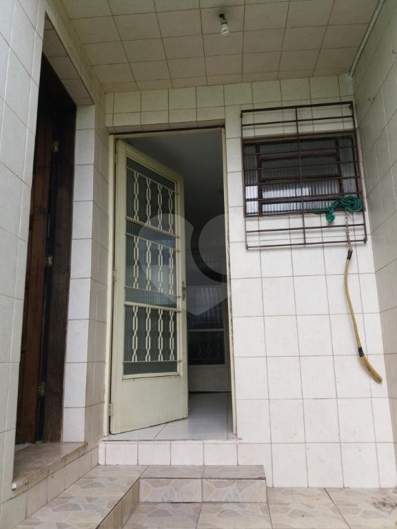Sobrado à venda com 3 quartos, sendo 1 suíte, em Jardim Maria Duarte, São Paulo, SP