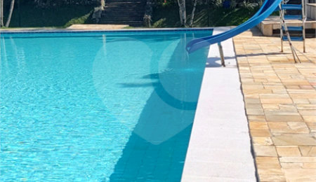 Duplex à venda com 3 quartos, sendo 1 suíte,  em Enseada, Guarujá, SP