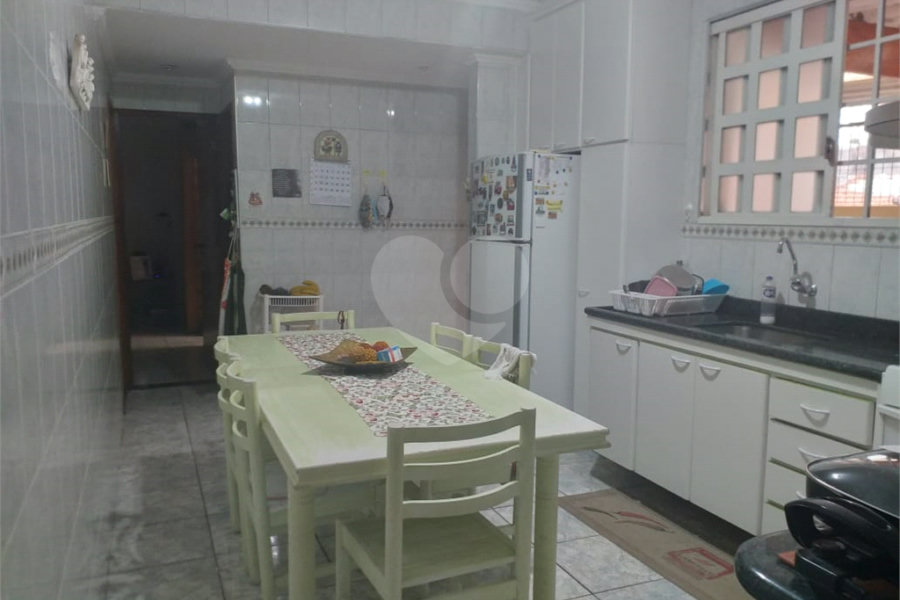 Casa Térrea à venda com 4 quartos em Imirim, São Paulo, SP