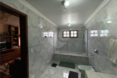 Casa à venda com 4 suítes no condomínio Granja Olga II, Sorocaba - SP
